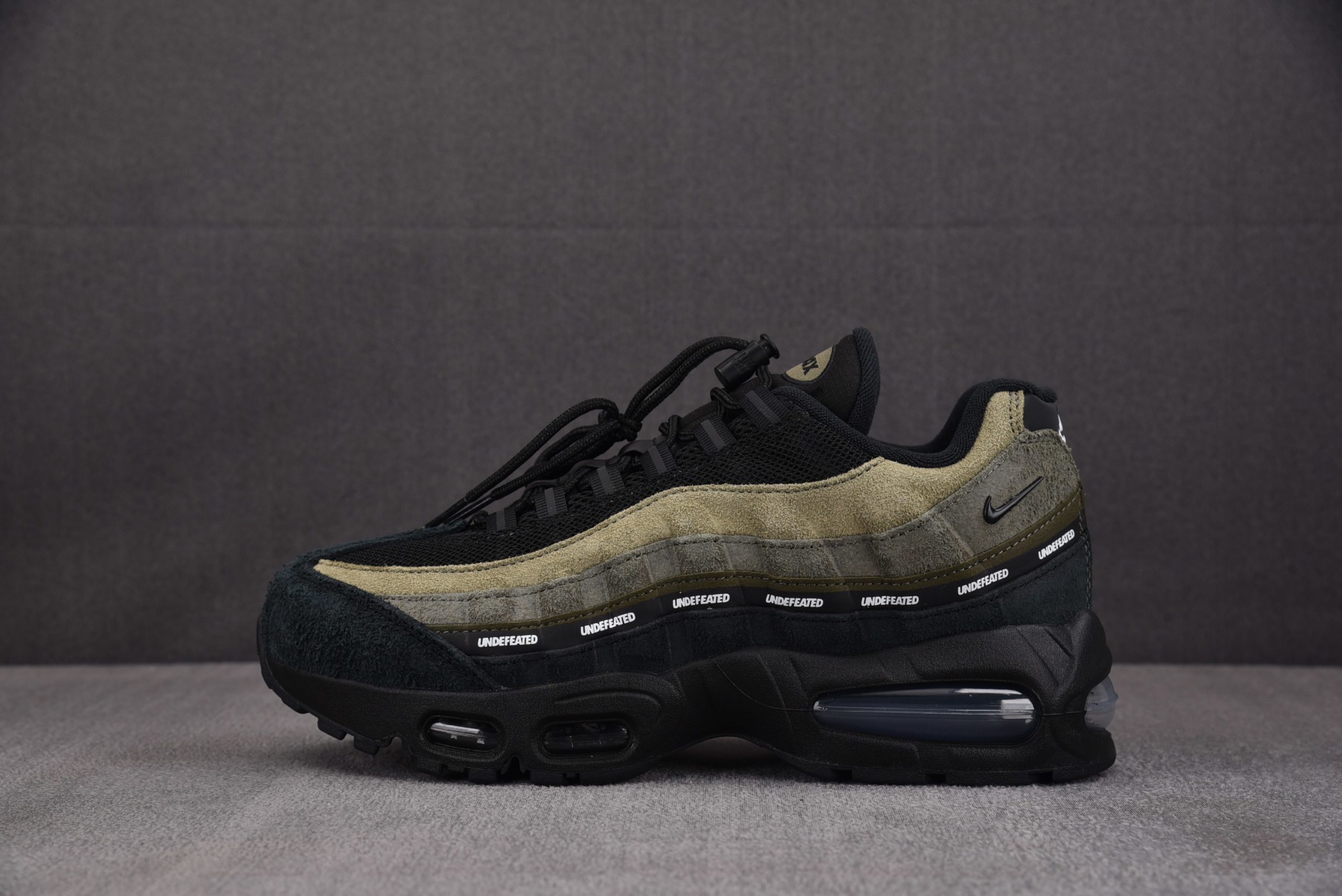 Air Max 95 SP Undefeated Geo La Brea ‘Medium Olive’
