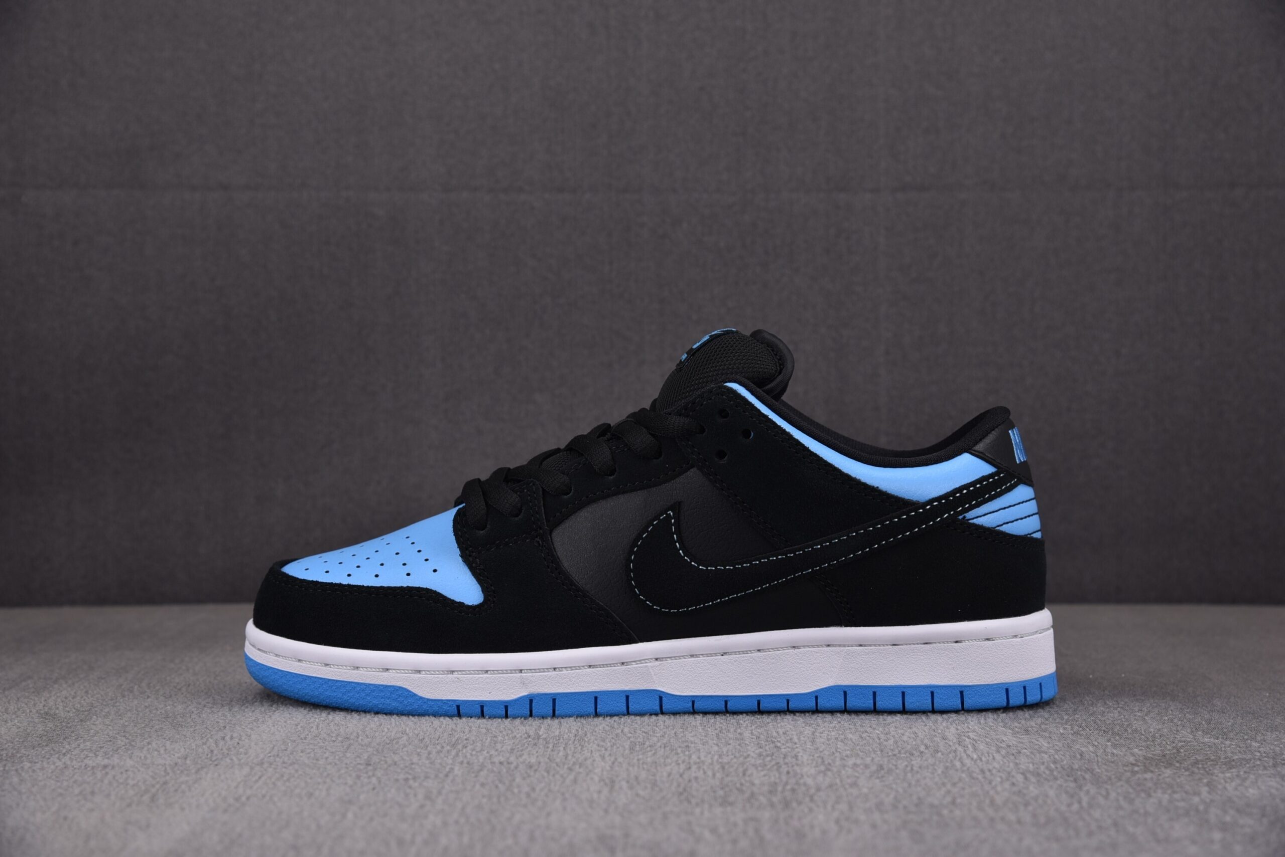 Nike Dunk SB Low Black University Blue