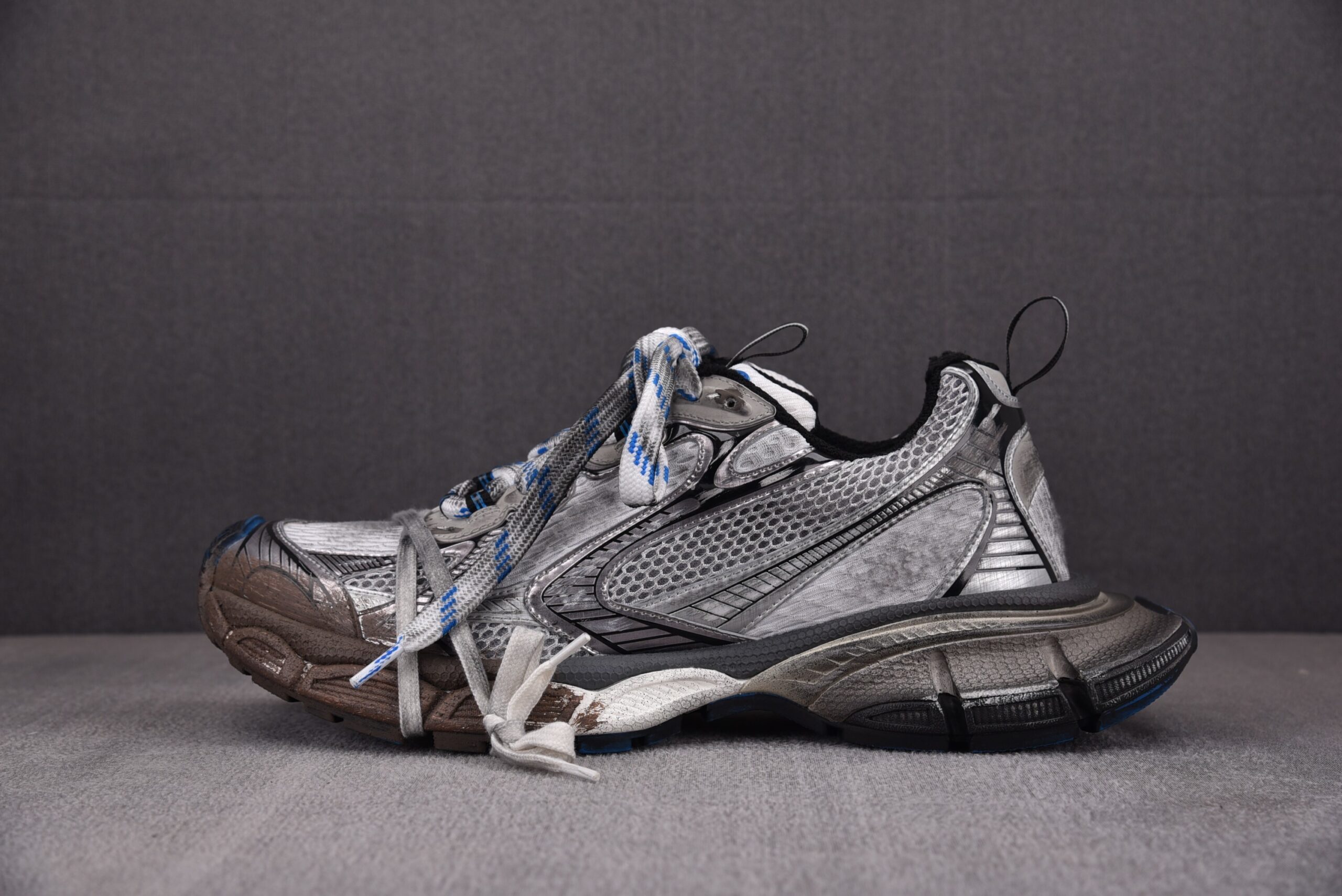 Balenciaga 3XL ‘GREY WHITE’