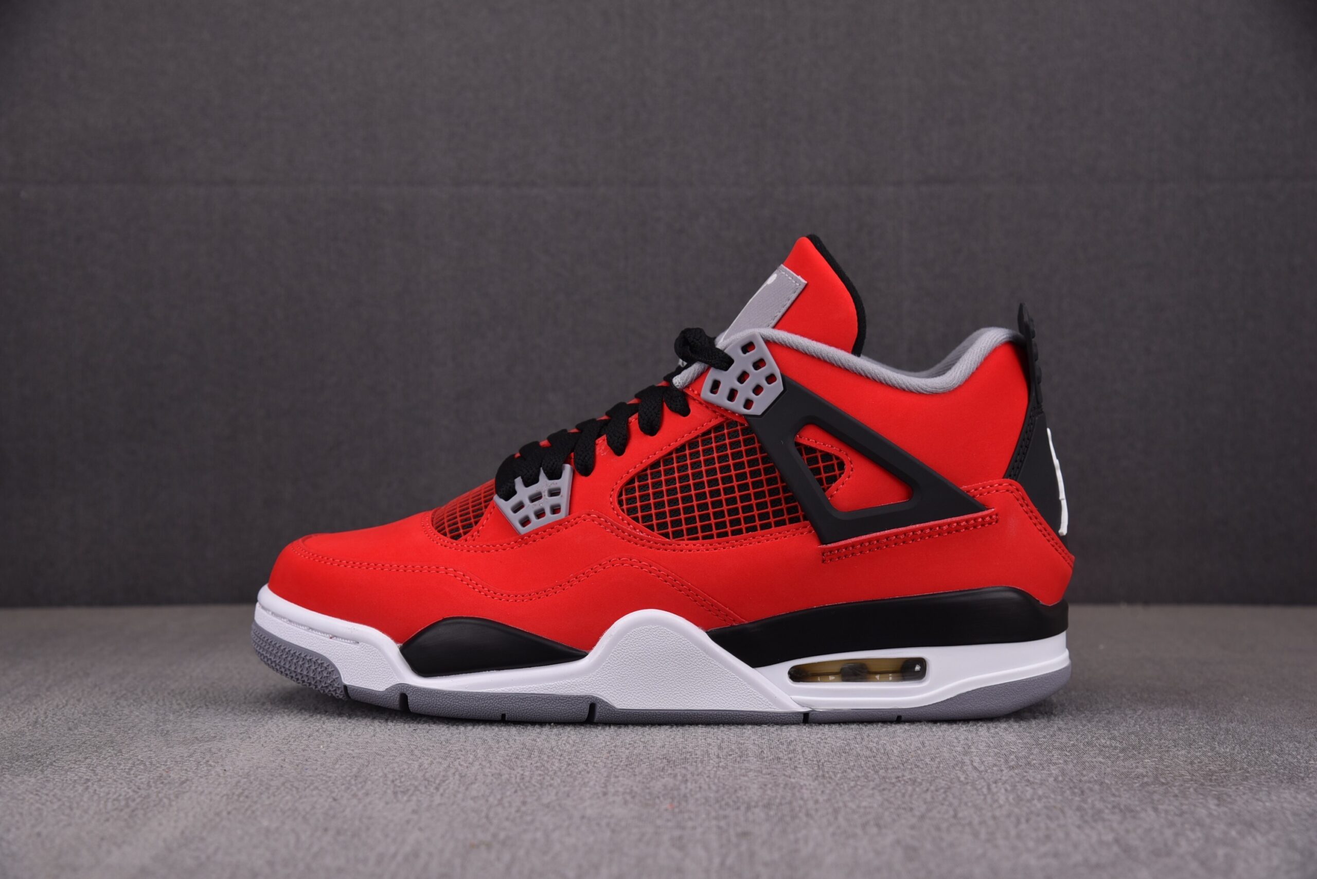 Jordan 4 Retro ‘Toro Bravo’