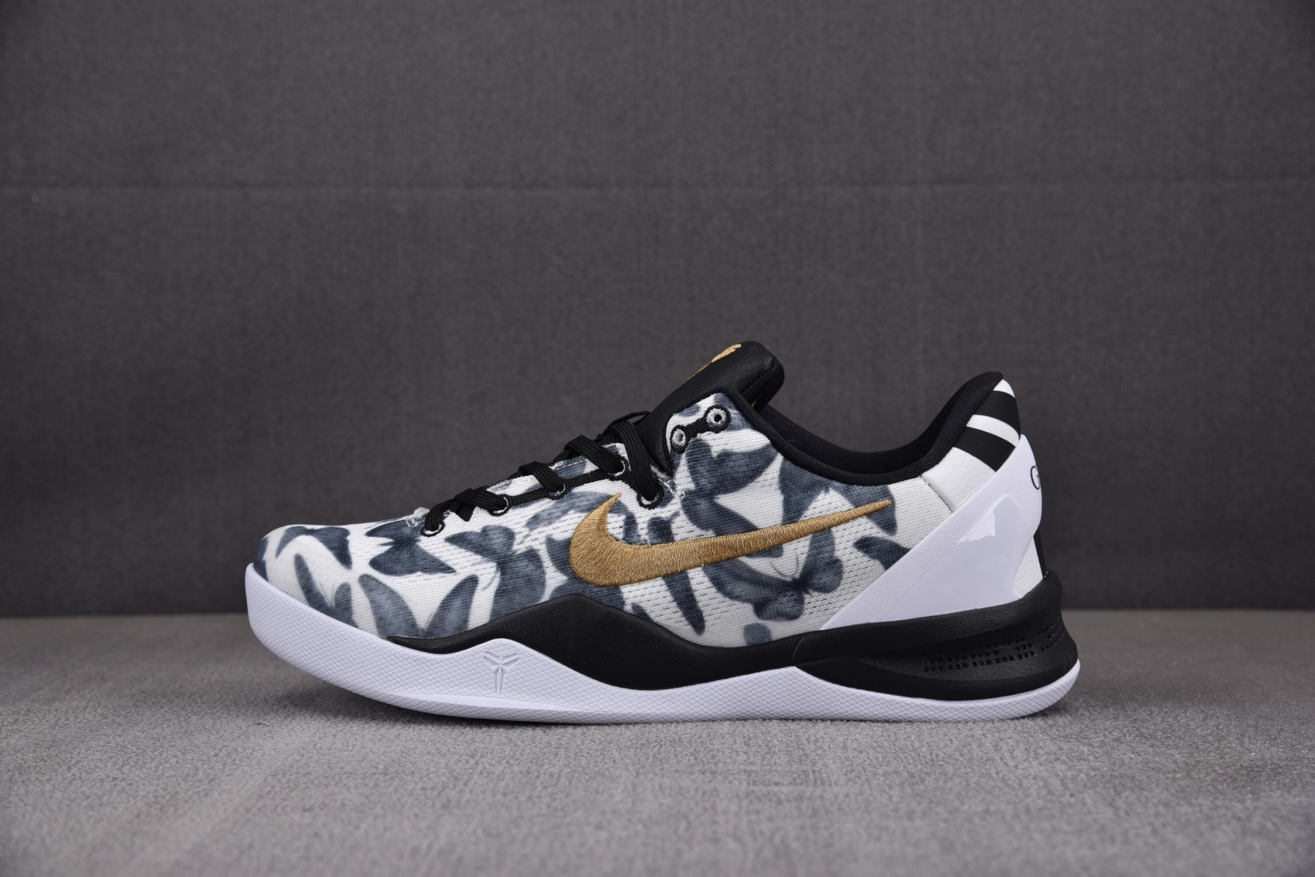 Kobe 8 Protro ‘MAMBACITA’