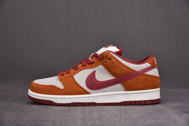 Nike Dunk Low Pro SB ‘Dark Russet’