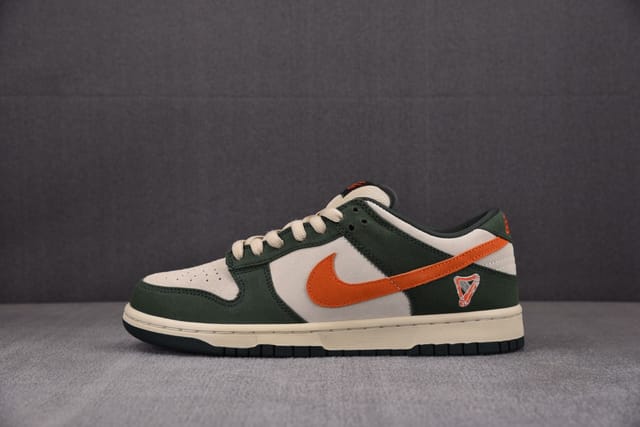 Nike SB Dunk Low Pro 'Eire'