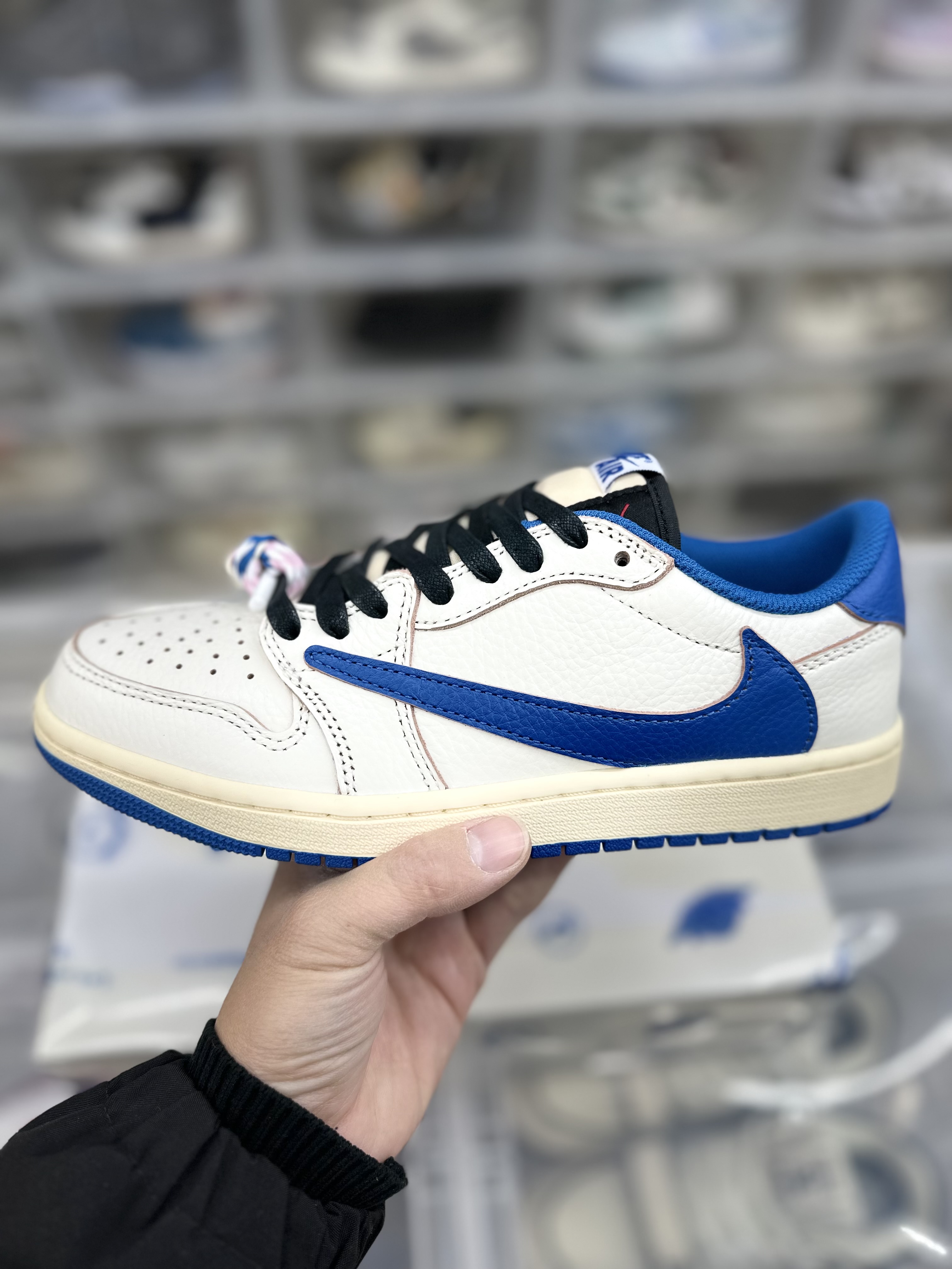 Nike Air Jordan 1 Low Travis Scott x Fragment