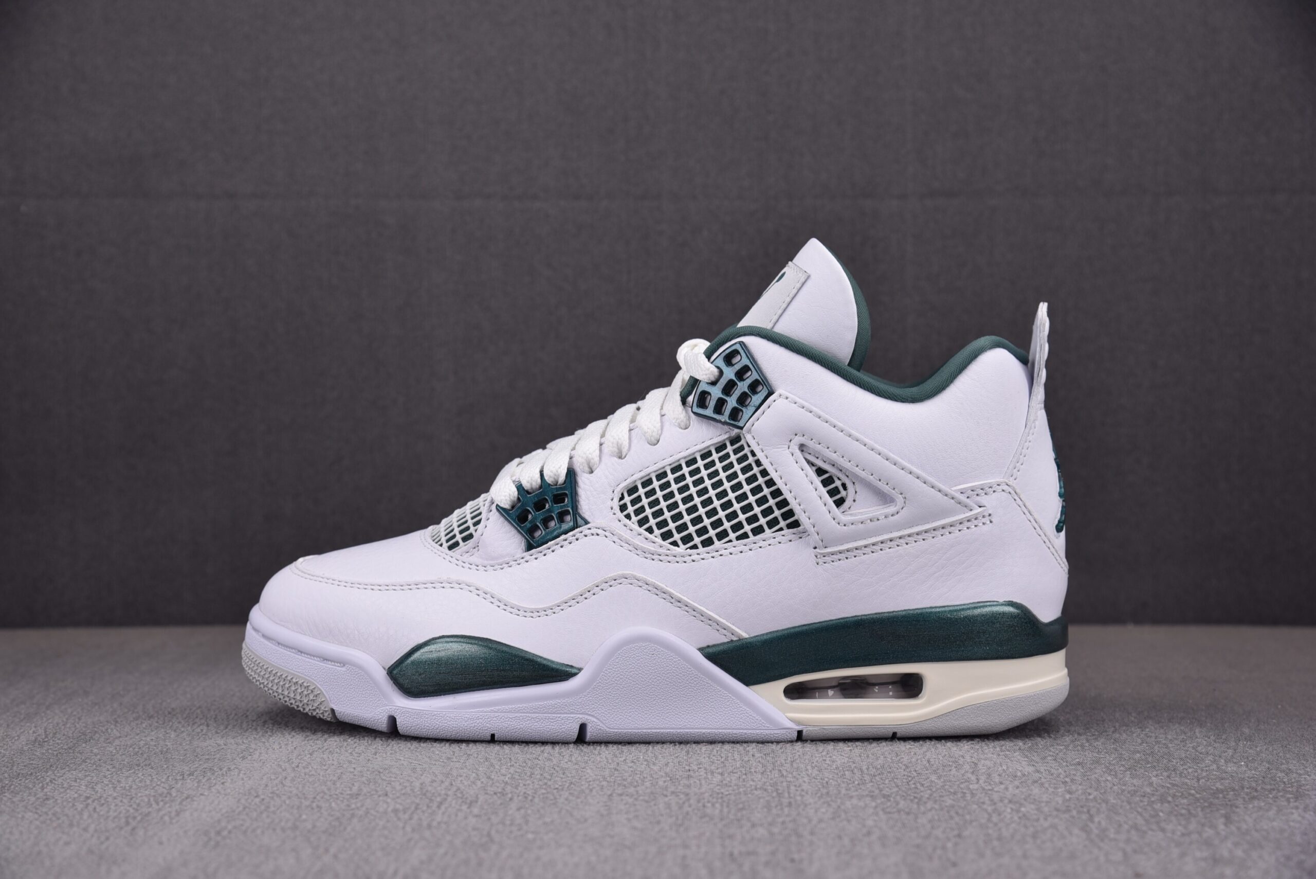 Nike Air Jordan 4 Retro Oxidized Green