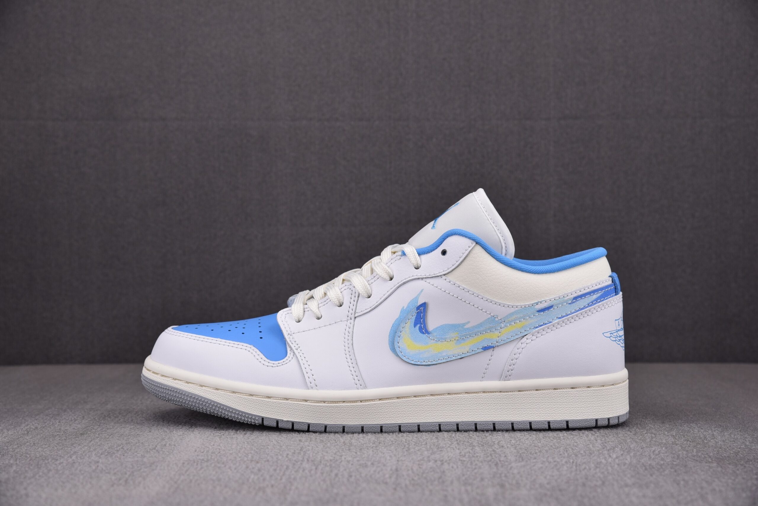 Jordan 1 Low SE ‘EMERALD RISE’