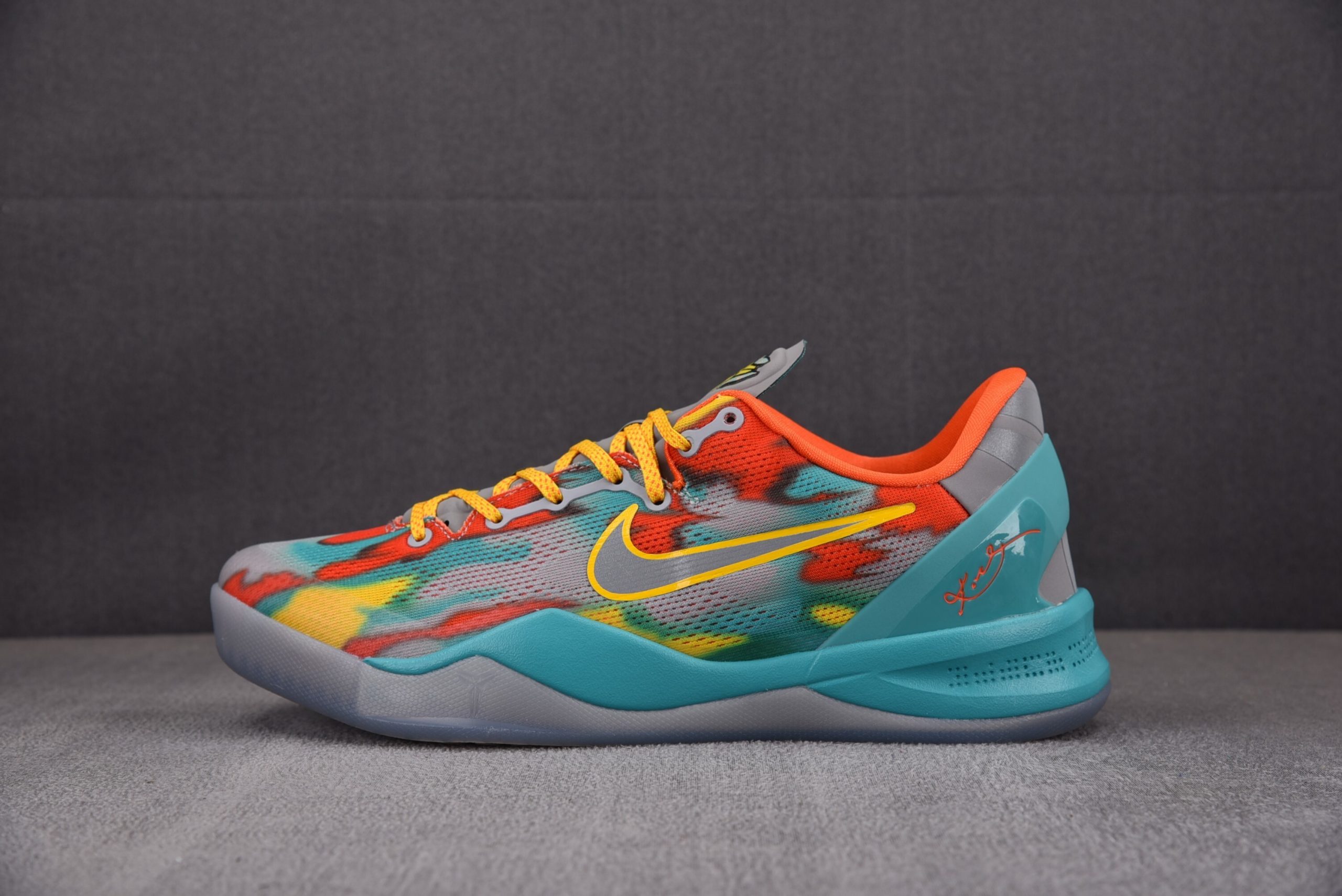 Kobe 8 Protro ‘Venice Beach’