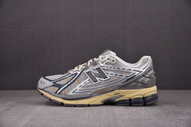 New Balance 1906R ‘The Downtown Run’