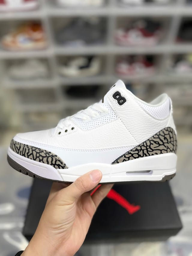 Nike Air Jordan 3 Retro