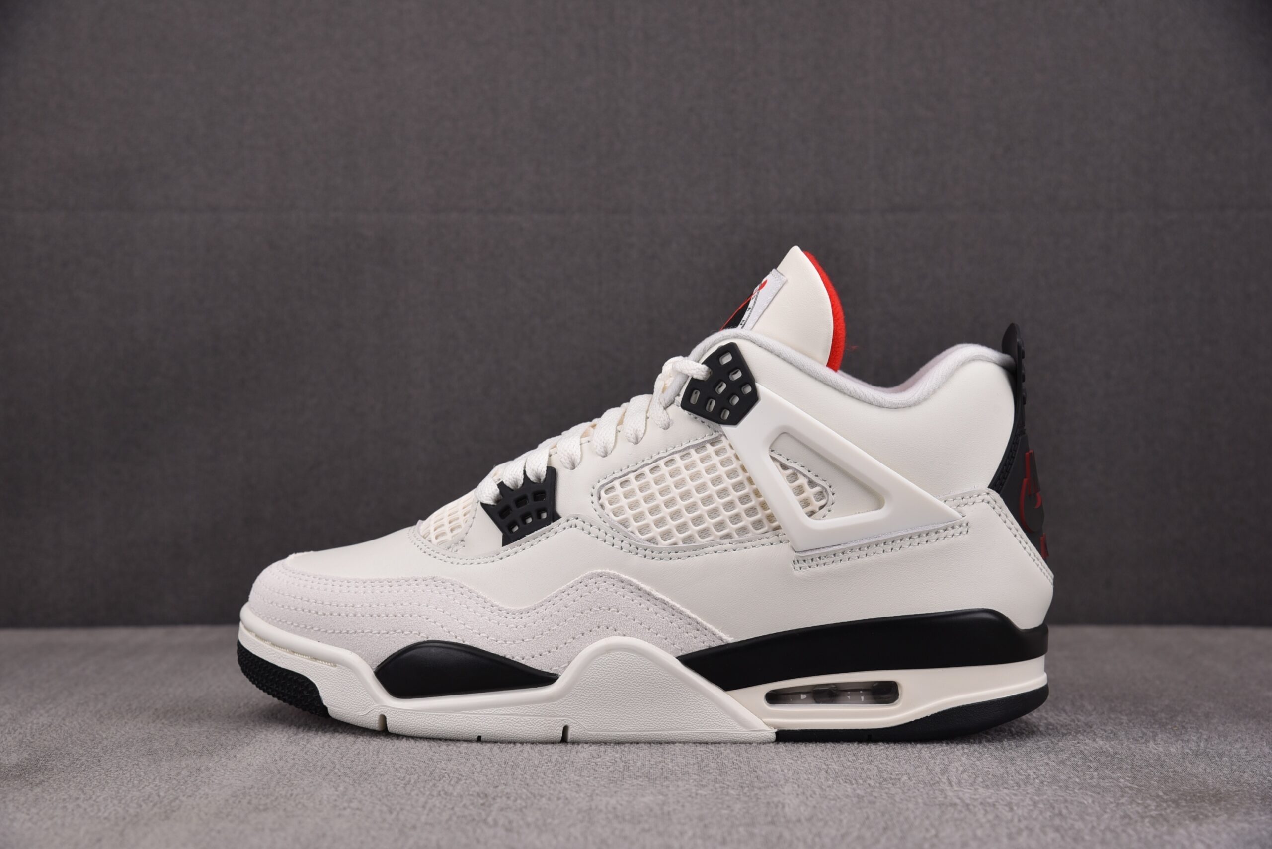 Nike Air Jordan 4 Retro OG ‘Sail’
