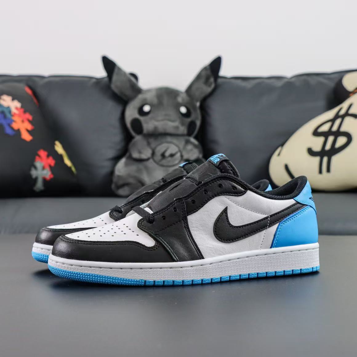 Nike Air Jordan 1 Retro Low OG 'Powder Blue'