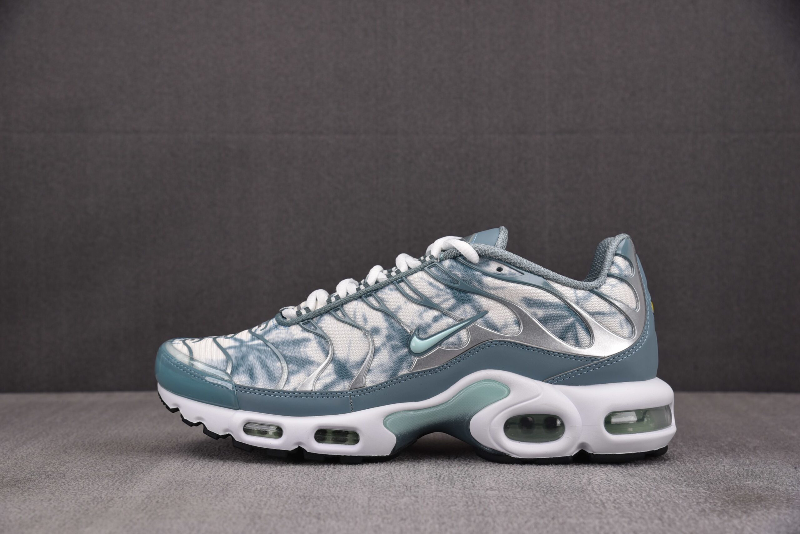 Nike Air Max Plus ‘ORIGINS WATERWAY’