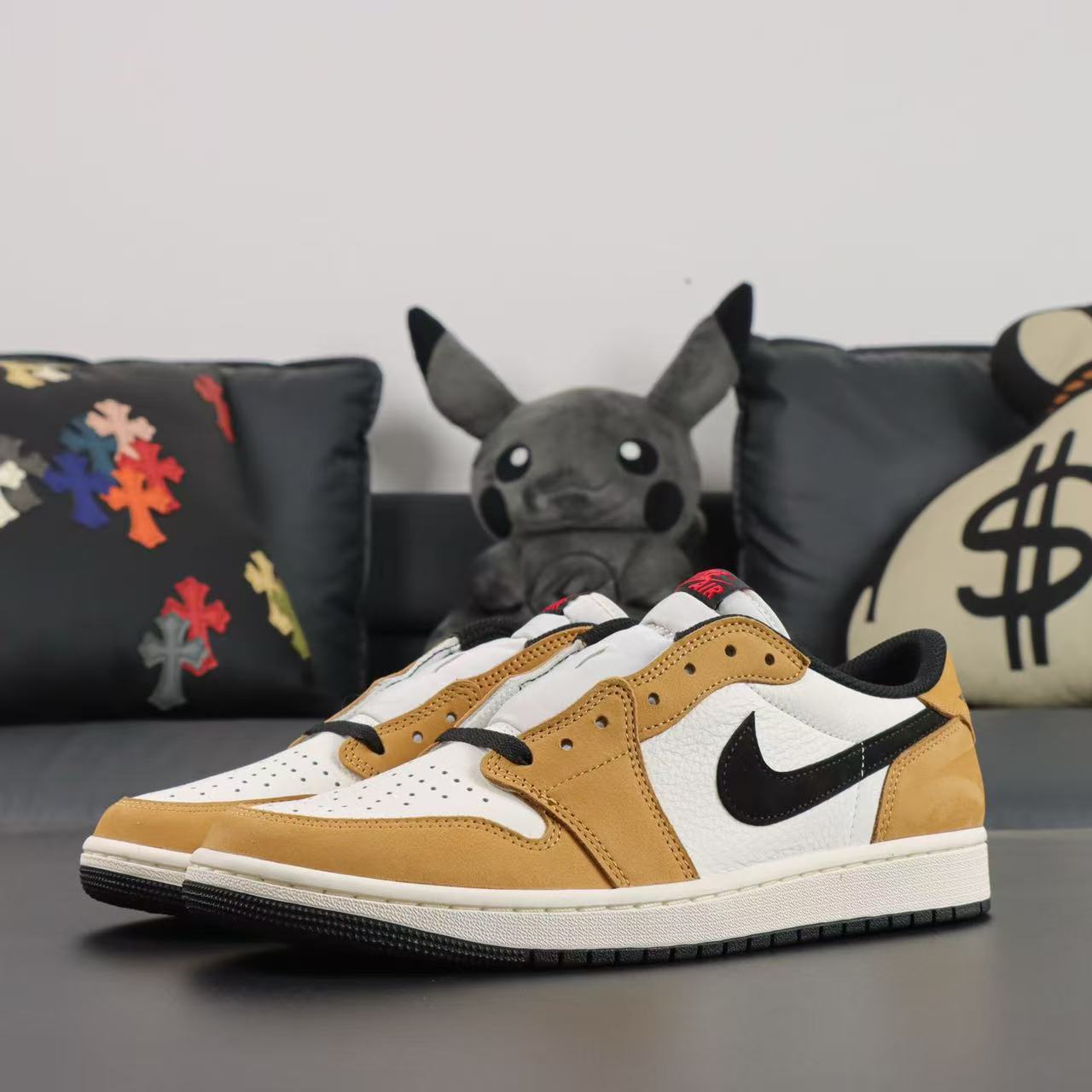 Nike Air Jordan 1 Low OG "Rookie of the Year"