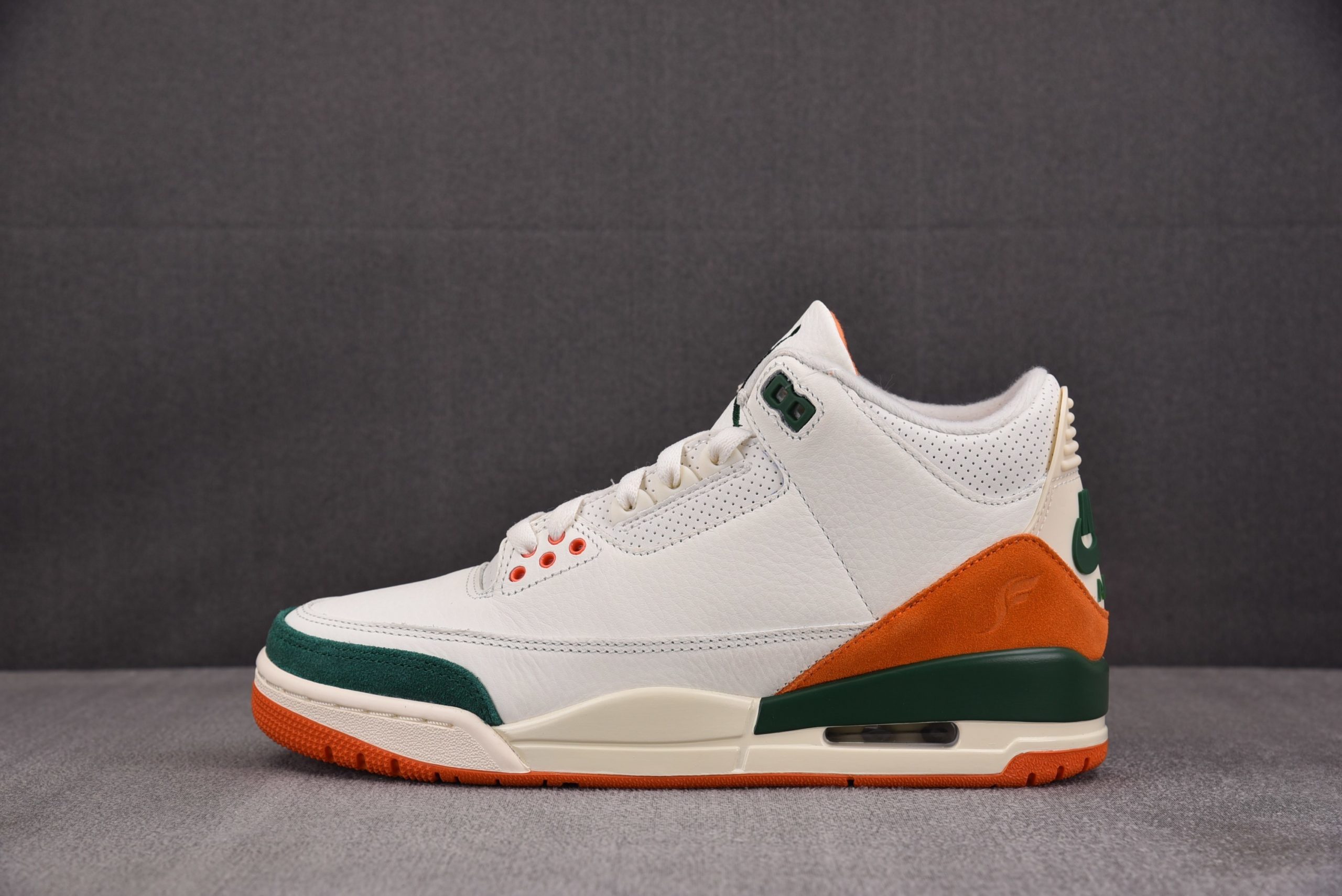 Jordan 3 Retro SP "SoleFly Miami"